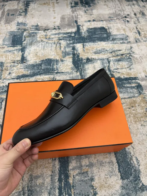 Hermes Shoe 